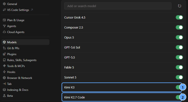 Cursor SettingsのModels一覧。①Kimi K3と②Kimi K2.7 Codeの行を青枠と番号で示し、トグルがオンになっている